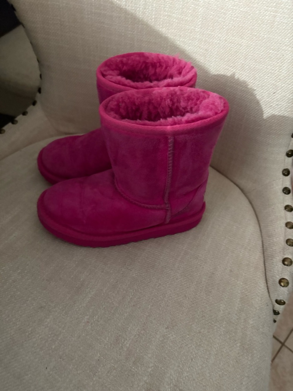 UGG Kids Boots in Bright Pink